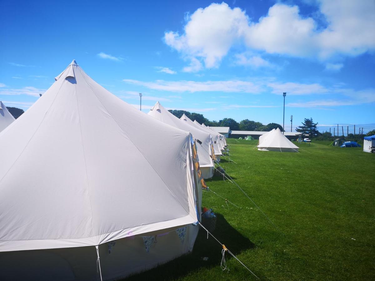 Nine Yards Bell Tents At The Tt - קאסלטאון מראה חיצוני תמונה