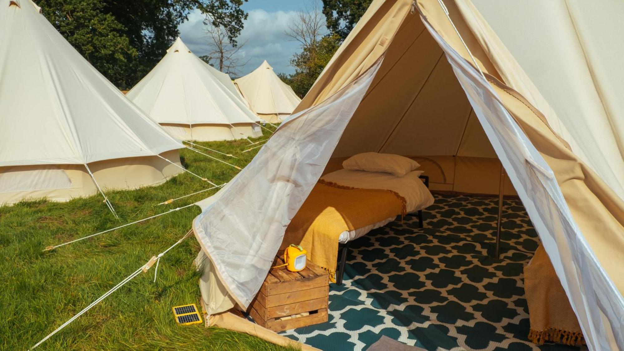 Nine Yards Bell Tents At The Tt - קאסלטאון מראה חיצוני תמונה