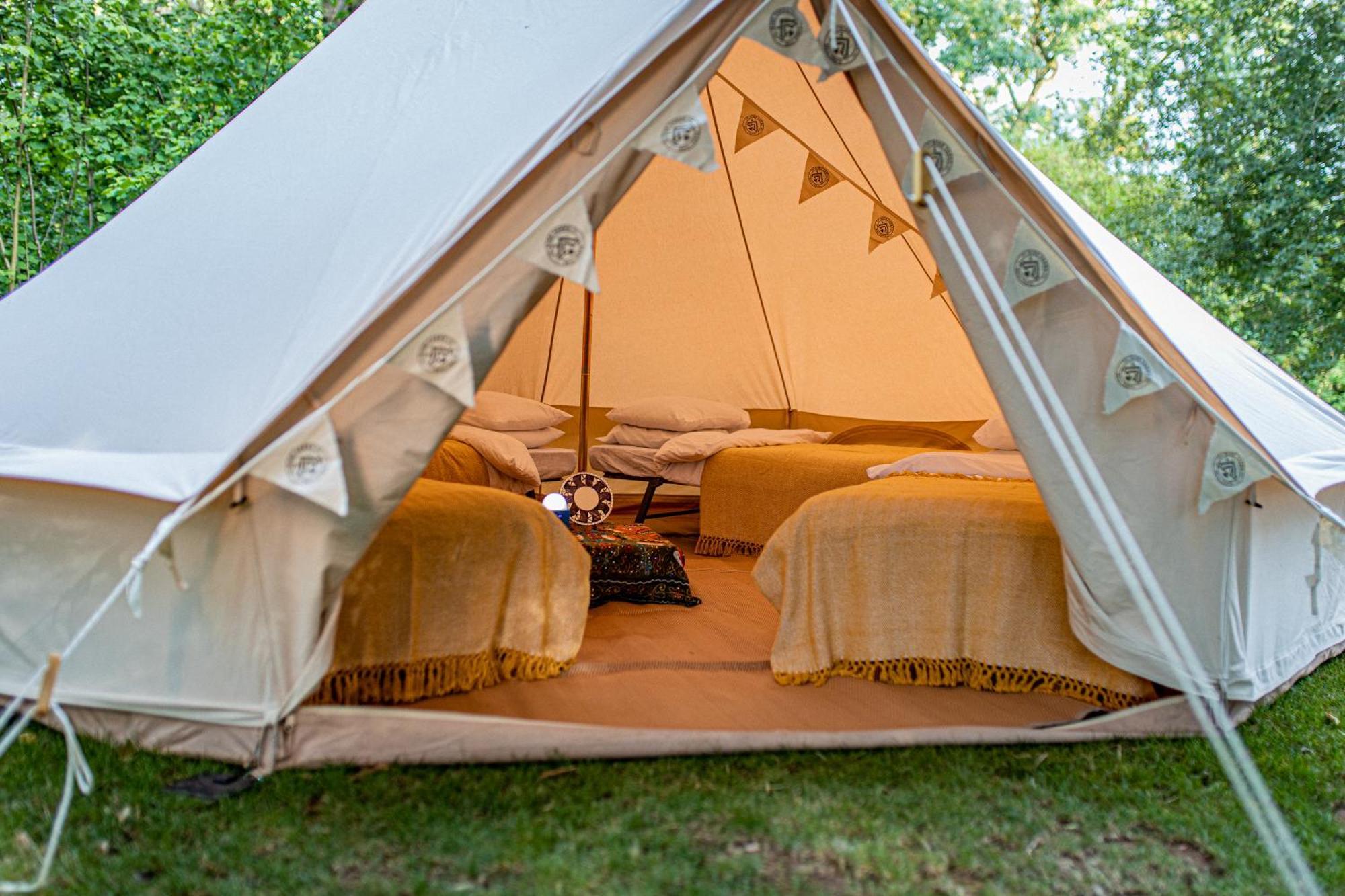 Nine Yards Bell Tents At The Tt - קאסלטאון מראה חיצוני תמונה