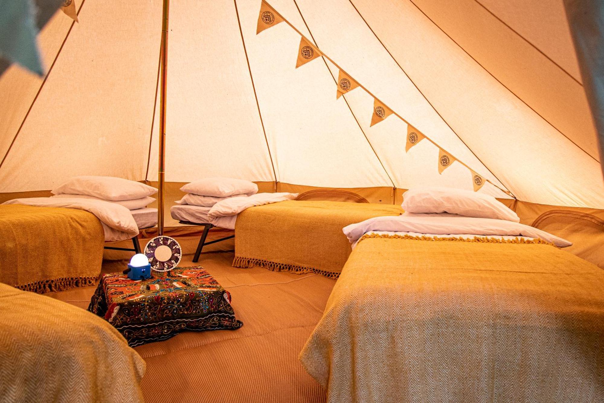Nine Yards Bell Tents At The Tt - קאסלטאון מראה חיצוני תמונה